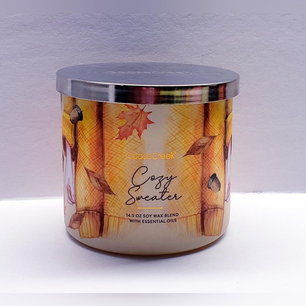 Goose Creek COZY SWEATER Large 3-Wick Candle,  14.5 oz
